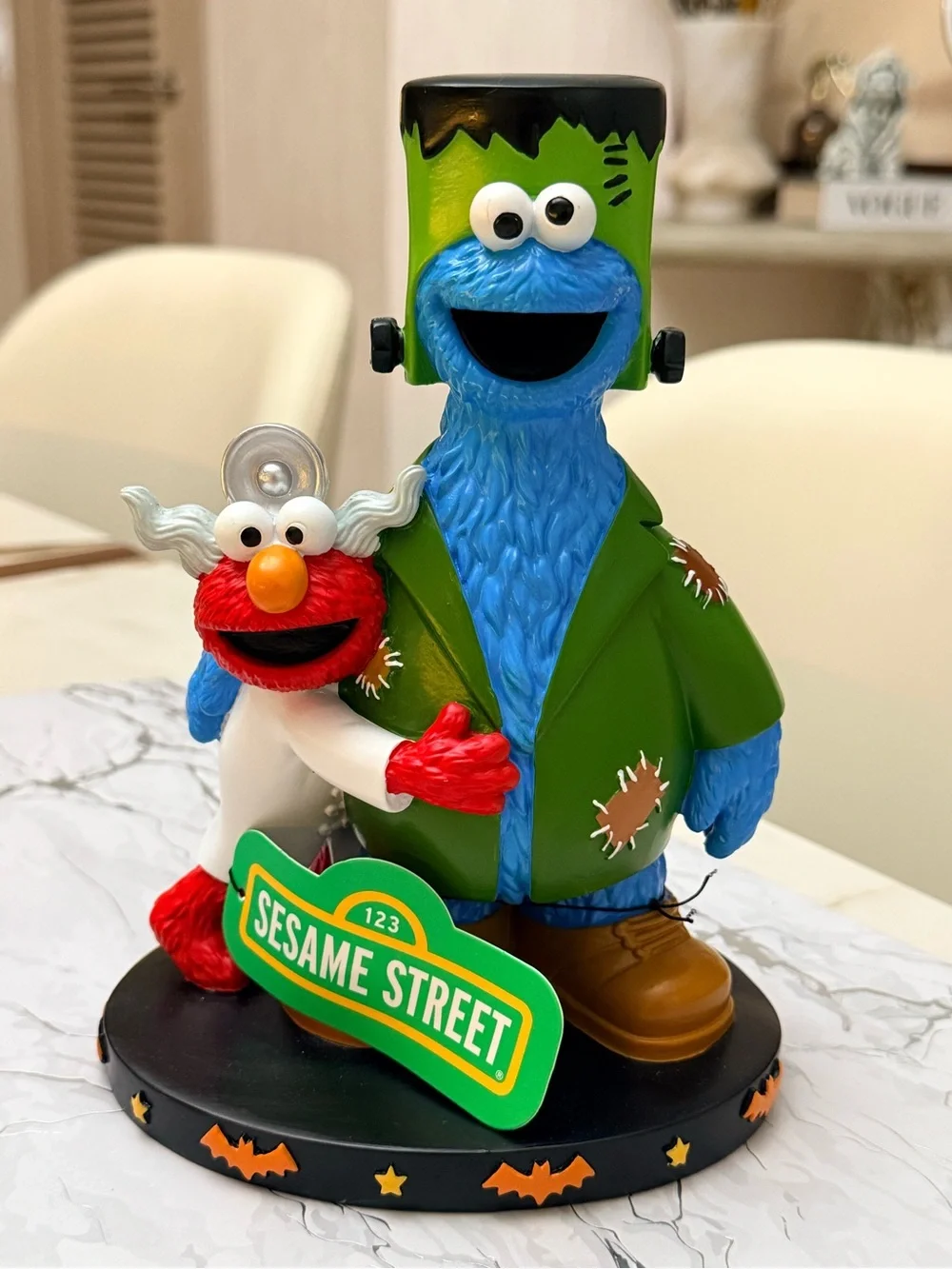 Sesame Street Cookie Monster Elmo Frankenstein Halloween Decor Love Figurine